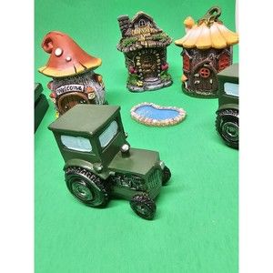 Fairy Village Six Pieces Three Huts, Two Vehicles, One Pond